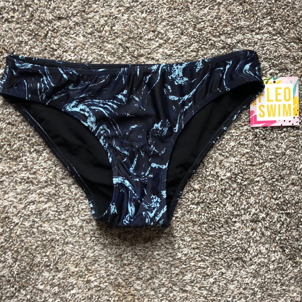 NWT FLEO Swim Bottoms